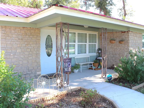 501 Bowie St, Clyde, TX 79510