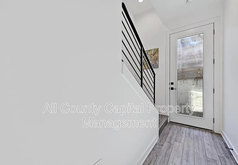 2804 S 1st St #2106-2804 — Photo 6