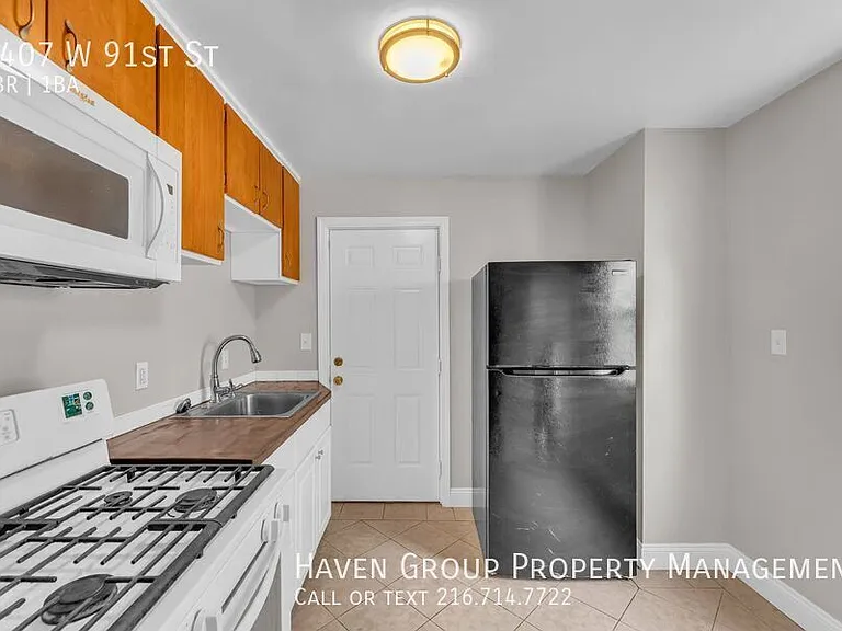 3407 W 91st St — Photo 12