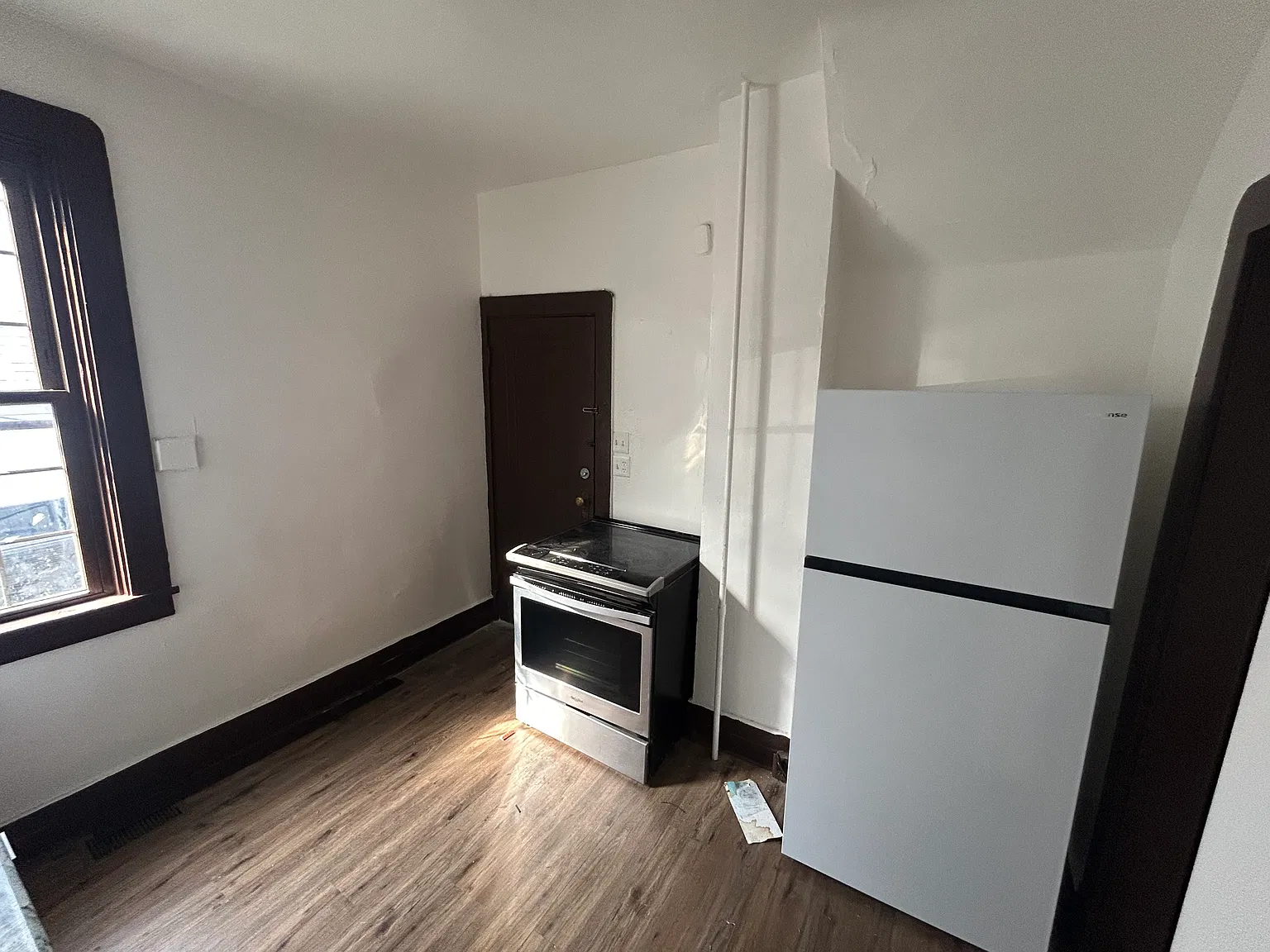 4 bed, 1000 sqft, $1,400 — Photo 4