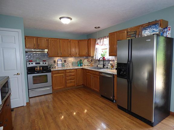 2nd image of 87 Meadow Creek Dr