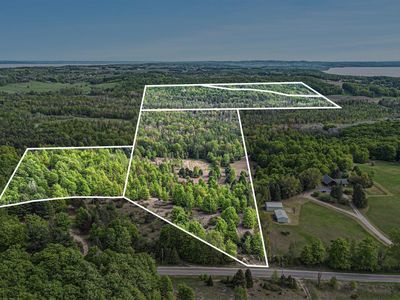 E Otto Rd, Suttons Bay, MI, 49682