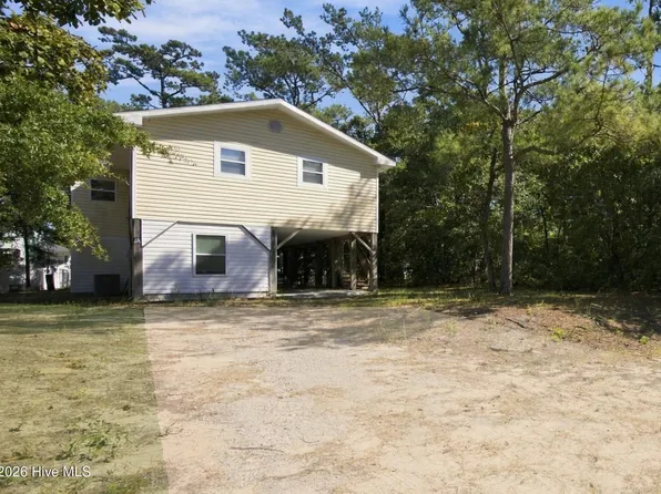 114 NW 21st Street, Oak Island, NC 28465