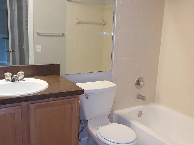 744 Executive Center Dr #23-9-23 — Photo 11