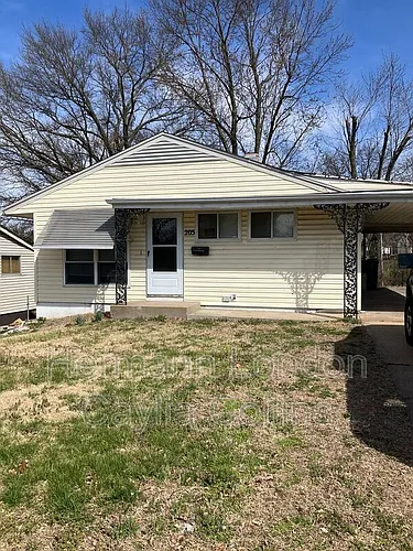 205 Ben Nevis Rd Photo 1