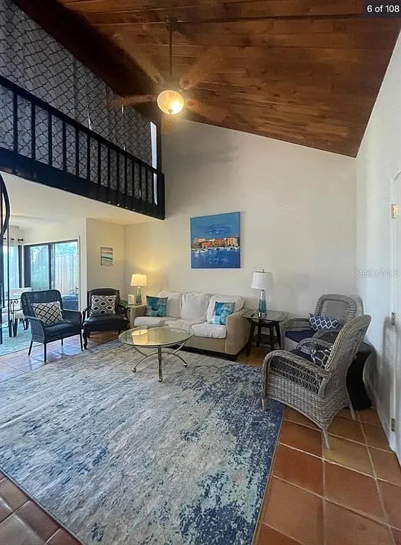 2 bed, 1.5 bath, 981 sqft, $3,995 — Photo 4