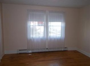 21 Clement St #2, Worcester, MA 01603