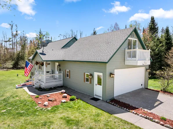 1011 Opal Lake Rd, Gaylord, MI 49735