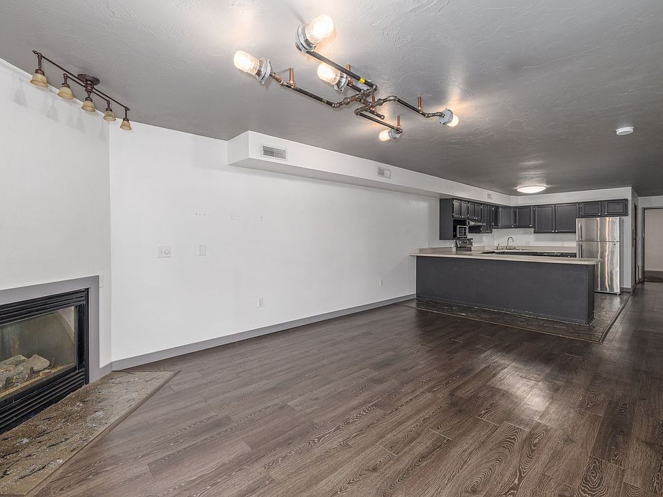 1st image of 27 3rd St #203