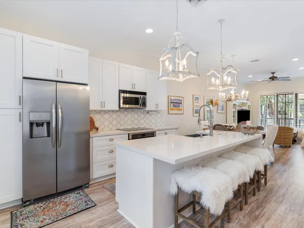 607 Renaissance Lane, Delray Beach, FL 33483