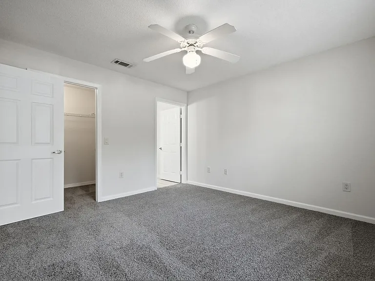 4270 Calinda Ln #316 — Photo 18