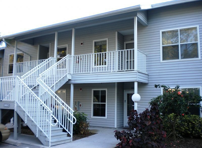 Courtyard at Kings Lake