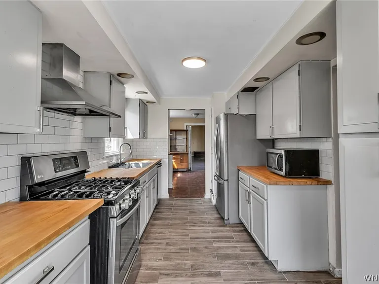 4098 Bailey Ave — Photo 7