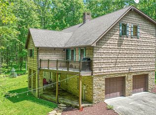 342 Braddock Rd, Farmington, PA 15437