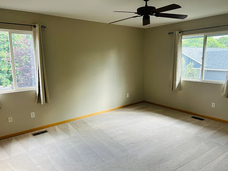 2621 Southfield Ct — Photo 9