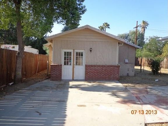 5th image of 40550 Clark Dr