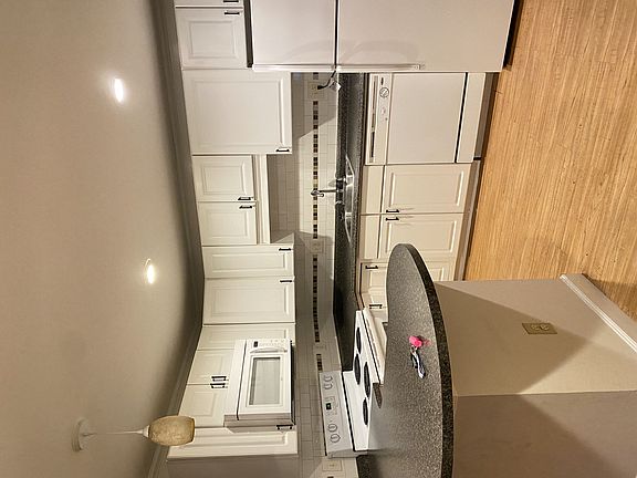 4th image of 69 Hamilton St #7122