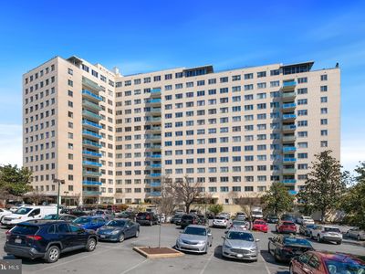10201 Grosvenor Pl APT 911, Rockville, MD, 20852