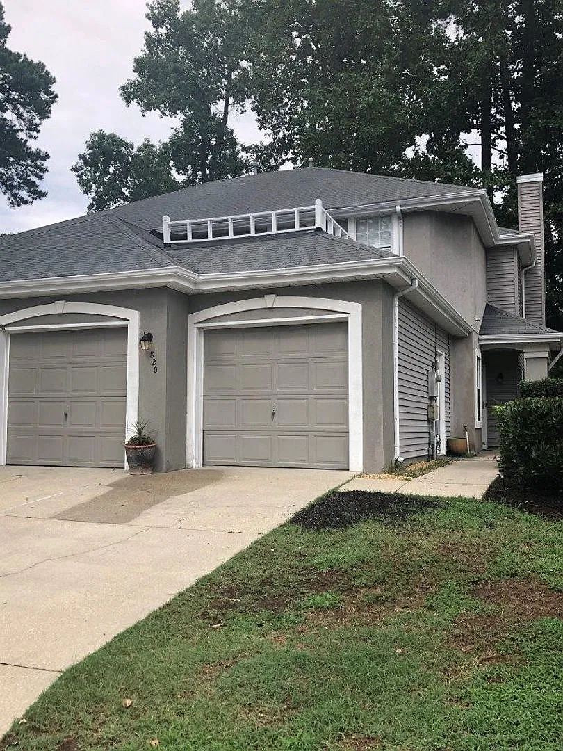 820 E. Willow Point Place, Newport News - Available NOW — Photo 2