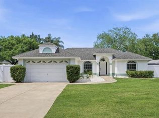 36703 Sundance Dr, Grand Island, FL 32735