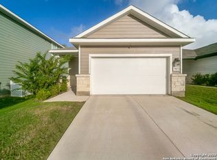7827 Abbey Pl, San Antonio, TX 78218
