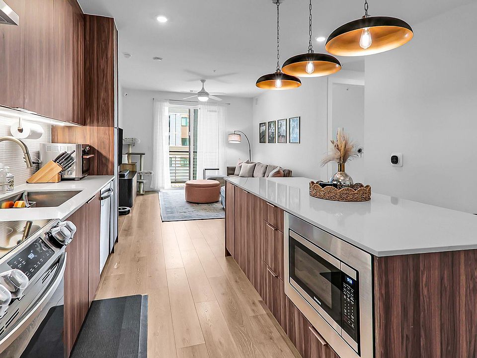 1st image of 1701 Simond Ave Unit 304