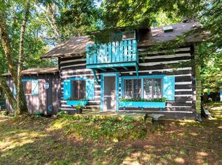 5826 N Cave Point Dr, Sturgeon Bay, WI 54235