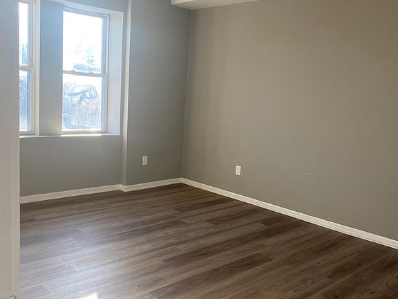 3rd image of 526 Central Ave #302