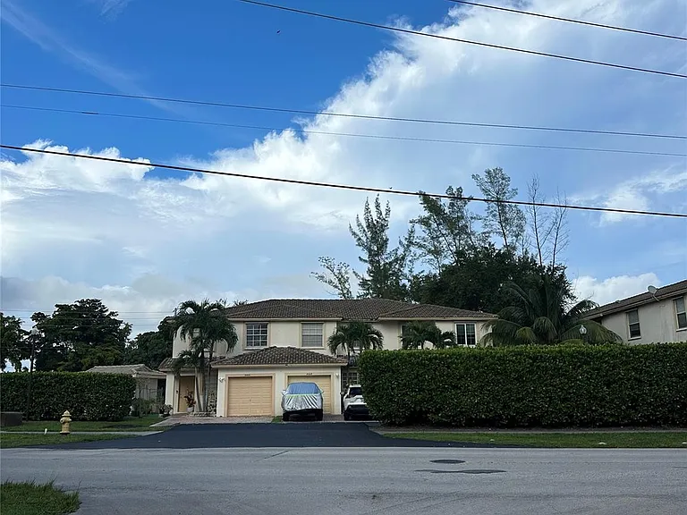 4460 Crystal Lake Dr — Photo 1