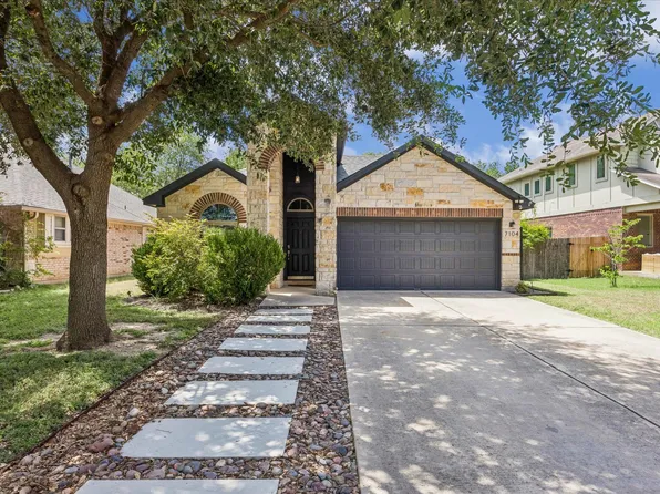 7104 Bay City Bnd, Austin, TX 78725