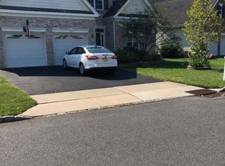 71 Jumping Brook Dr, Lakewood, NJ 08701