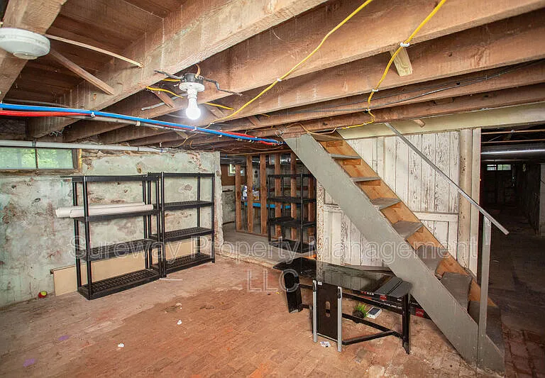 16 Union St — Photo 36