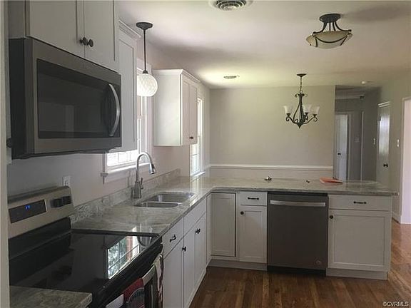 5th image of 616 Circlewood Dr