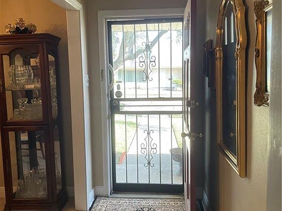 2nd image of 4612 Neyrey Dr