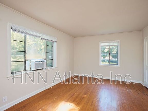 5th image of 1082 Briarcliff Rd NE Unit 1