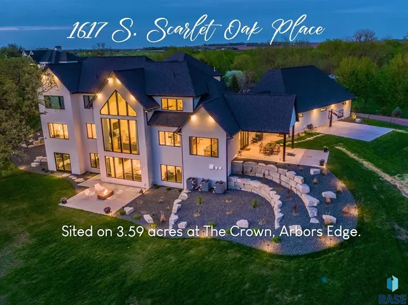 1617 S Scarlet Oak Pl, Sioux Falls, SD 57110