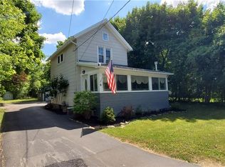 8 Rorbach Ln, Geneseo, NY 14454