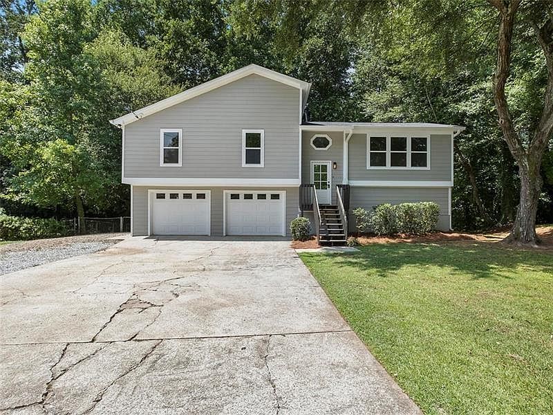 1st image of 1021 Hicksmil Dr SW