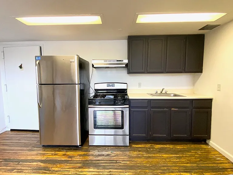 5 Delevan St #2M — Photo 3