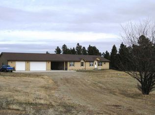 5 Sky Top Rd, Roundup, MT 59072