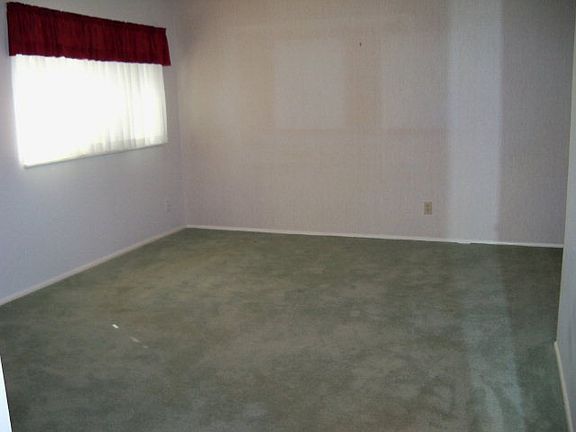 5th image of 216 Zeder Strasse