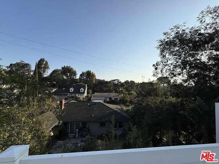 4439 Don Zarembo Dr — Photo 24