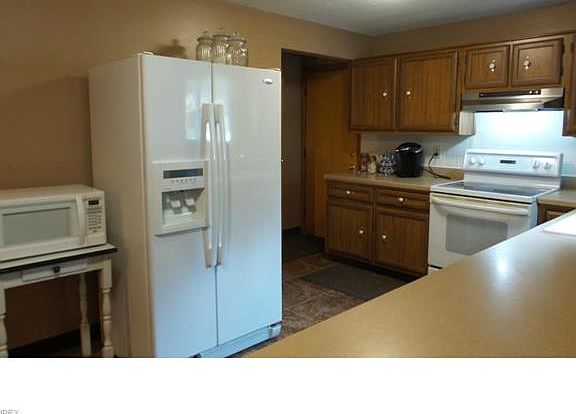 3rd image of 13236 Tomson Dr