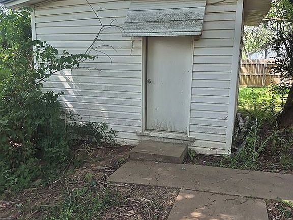 Seperate apartment