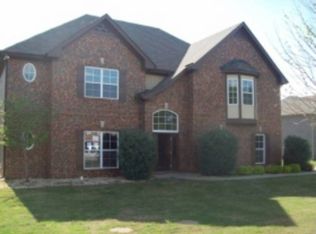 8018 Waterford Dr, Pinson, AL 35126