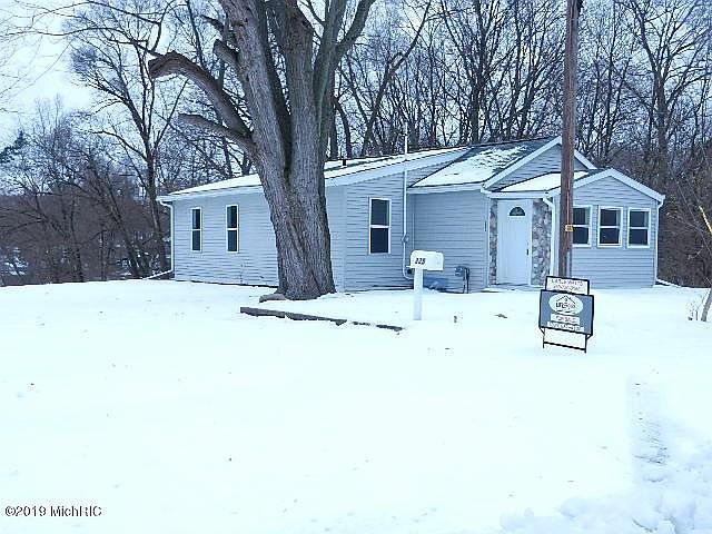 1st image of 225 Hughes St