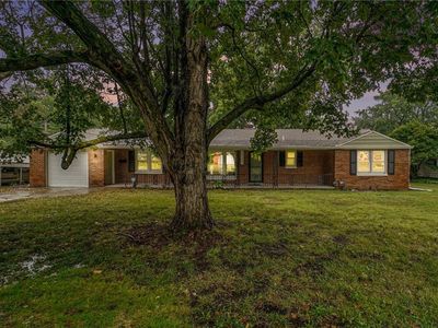 8721 E 74th St, Raytown, MO, 64133