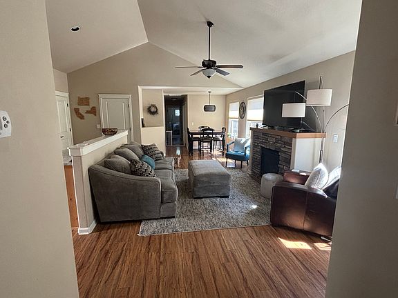 2nd image of 20274 Badger Rd