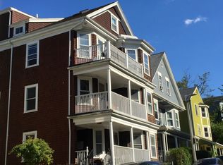 32 Woodlawn St #1, Jamaica Plain, MA 02130