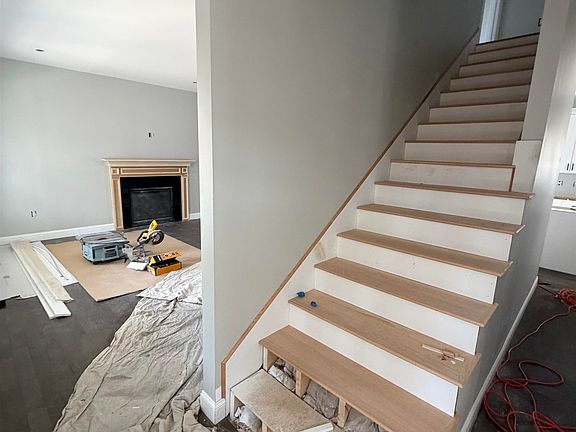 4th image of 60 Jenkins Road
